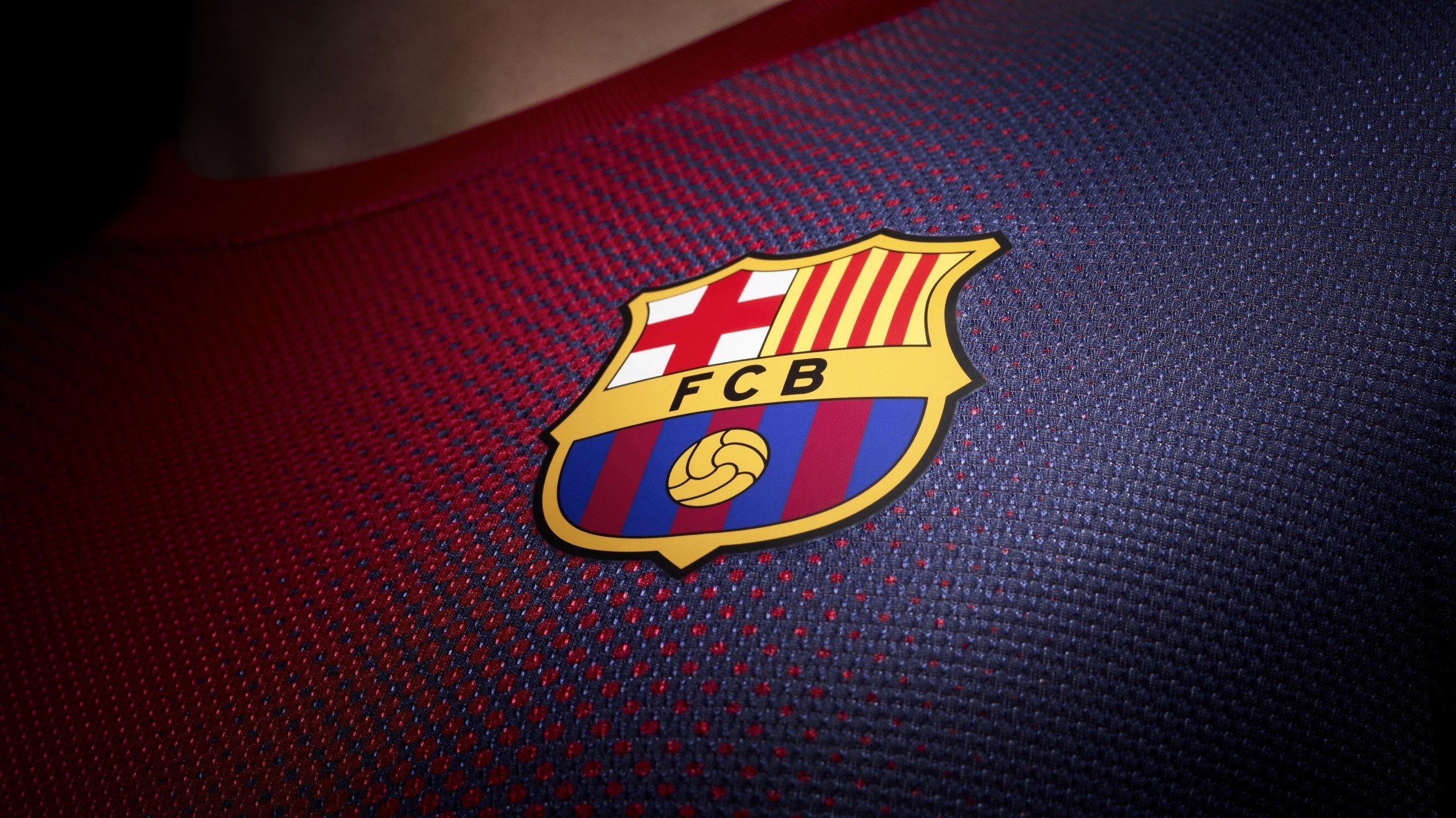 开云体育-一个人的狂欢与一群人的孤寂,当本泽马的神迹照见武磊的无解深渊,一个人的狂欢与一群人的孤寂,本泽马神迹照见武磊无解深渊